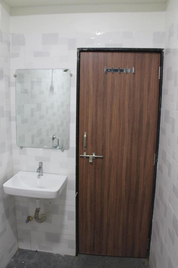 Mukesh Residency Hotel Pune Exterior foto