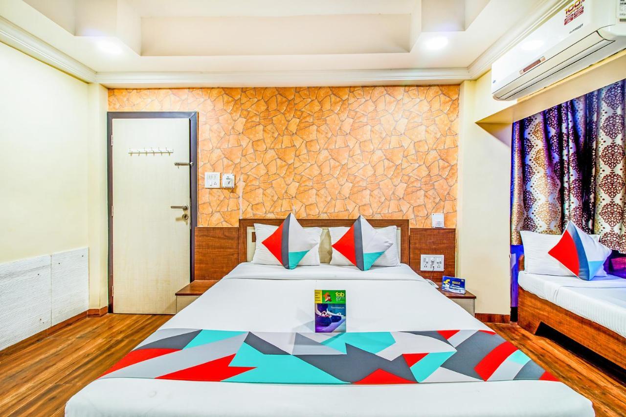 Mukesh Residency Hotel Pune Exterior foto